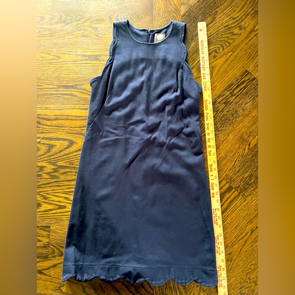 Woman’s 4 Vince Camuto Elegant Navy Sleeveless scallop mini Dress